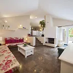 Villa Skalinada, 8 Persons, Private Pool, *