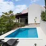 Villa Skalinada, 8 Persons, Private Pool, *