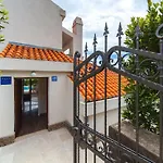 Skalinada, 8 Persons, Private Pool, Baška Voda