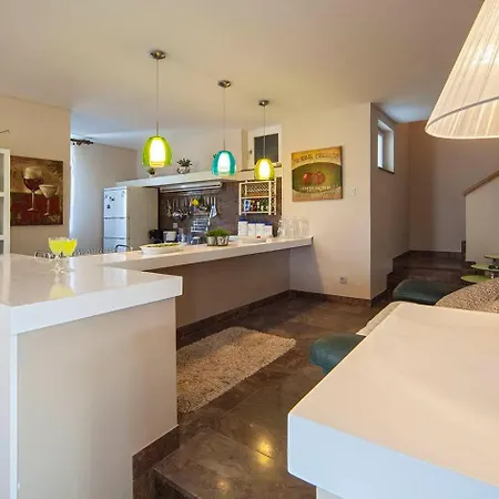וילה Skalinada - Pool, Sea View & Private Path To I *